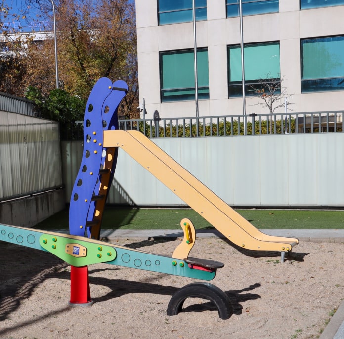 L'espace jeux de la garderie, vue extérieure.