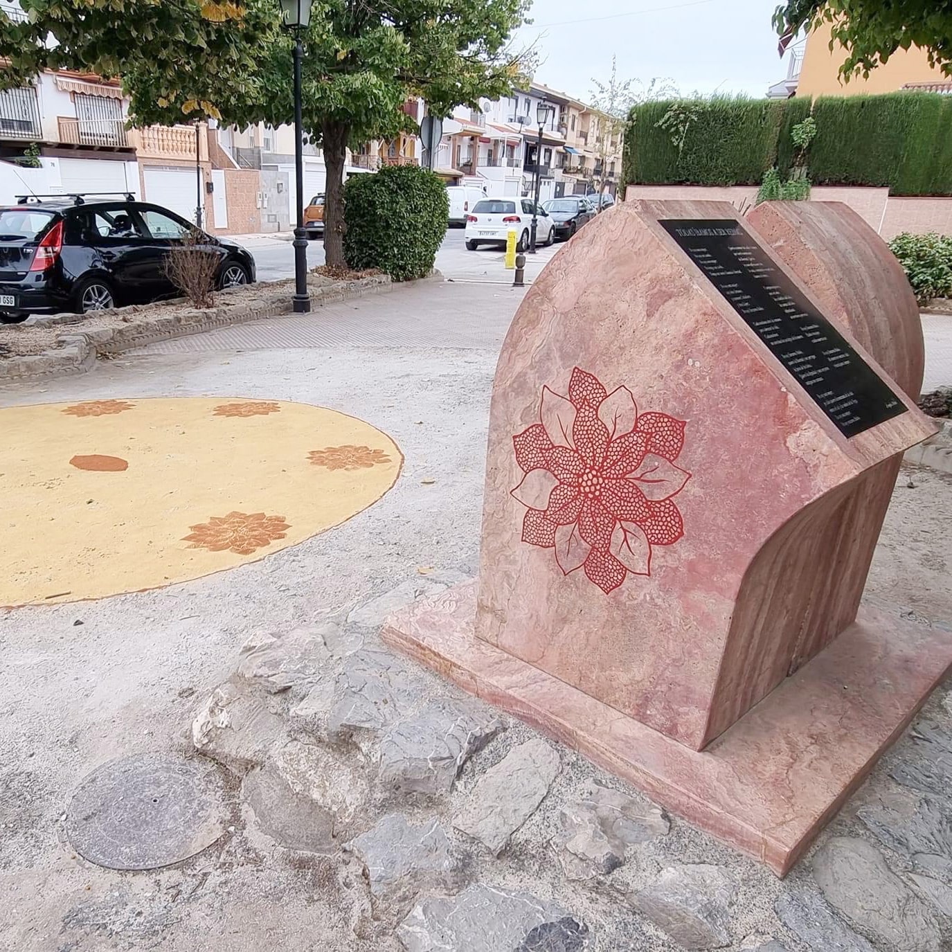 Un monolithe dédié à Ana Orantes